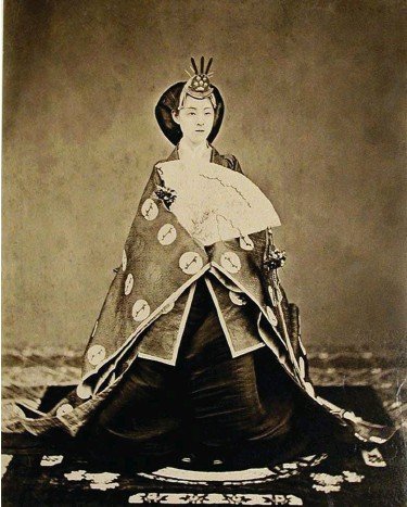 Императрица Садако после коронации, 1912 год