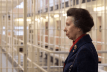 Взаперти: принцесса Анна посетила тюрьму screenshot 2020 09 30 at 14.16.43 Взаперти: принцесса Анна посетила тюрьму