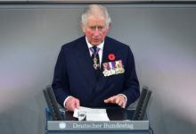 Принц Чарльз лишился герцогских титулов по решению прадеда 0 prince charles and camilla visit berlin on national day of mourning Принц Чарльз лишился герцогских титулов по решению прадеда