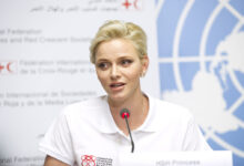 Княгиня Шарлин вернется в Монако «задолго до национального праздника» 1 3 Княгиня Шарлин вернется в Монако «задолго до национального праздника»