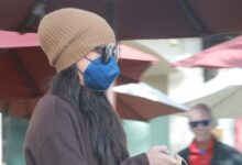 crown usd 266468603 447892340238237 699510488613119278 n Меган Маркл сфотографировали во время похода по магазинам