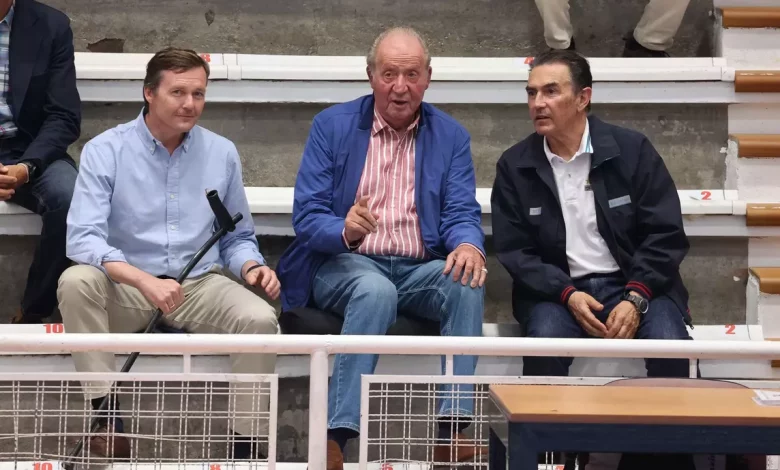 khuan karlos Экс-король Испании Хуан Карлос посетил гандбольный матч, где играл его внук Пабло Урдангарин