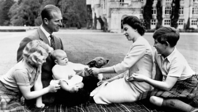 original Королева Елизавета и принц Филипп «всегда питали слабость» к проблемному Эндрю