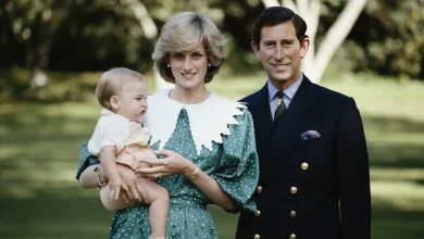 w 900 «Слава богу, у него нет ушей, как у его отца», - сказала королева, впервые увидев новорожденного принца Уильяма
