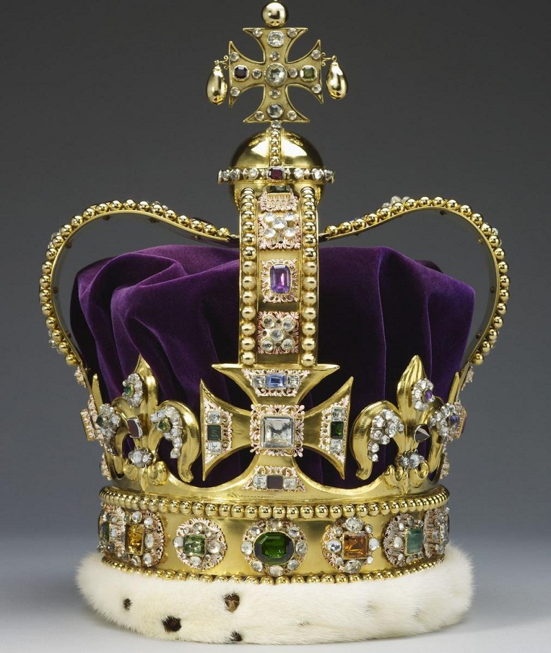 korona svyatogo eduarda Какую корону наденет королева Камилла на коронацию