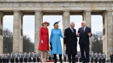 338166559 596228539094684 4916079560442454190 n Короля Карла III с почестями встретили у Бранденбургских ворот во время его первого государственного визита