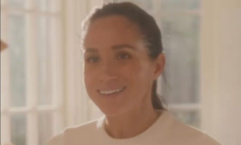 Глинтвейн из воды: Меган Маркл снова отжигает на кухне screenshot 2 Глинтвейн из воды: Меган Маркл снова отжигает на кухне