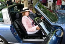 crown princess victoria queen silvia 1 Король Карл XVI Густав и королева Сильвия посетили выставку классических автомобилей в Соллидене