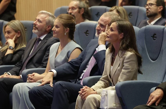 Инфанта София вручила гранты фонда Ibercaja «Docentes Referentes» infanta sofia 5 Инфанта София вручила гранты фонда Ibercaja «Docentes Referentes»