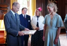 lady louise windsor 1 Леди Луиза Виндзор получила золотую награду герцога Эдинбургского